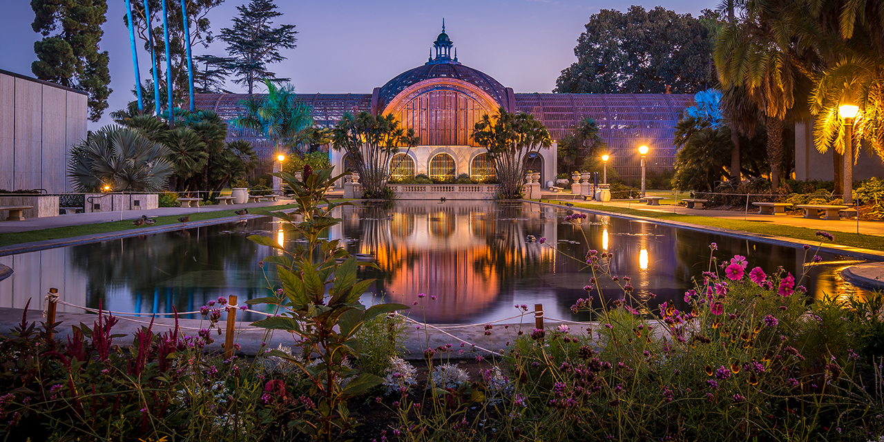vc_spotlightbalboapark_hero_botanicalgarden_st_rf_724245028_1280x640